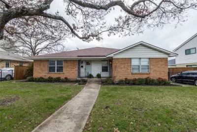 4BR Multi-Family for Sale in Dallas, TX