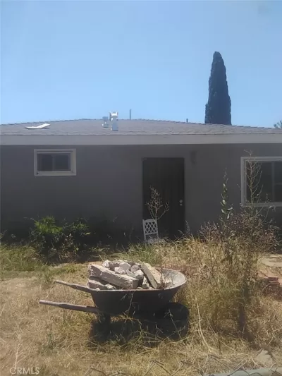 6BR Multi-Family for Sale in Inglewood, CA