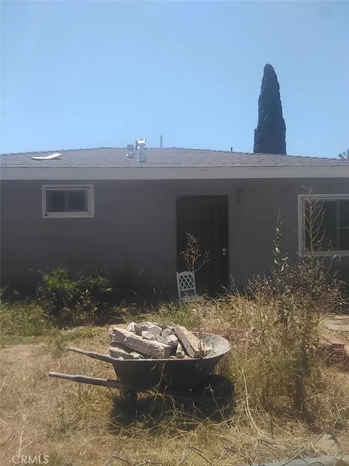 6BR Multi-Family for Sale in Inglewood, CA