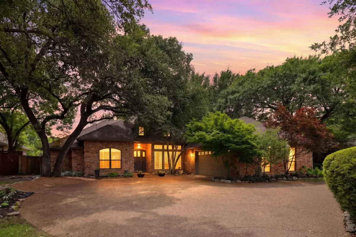 4BR House for Sale in Dallas, TX