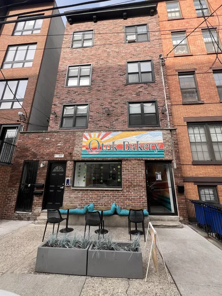 2BR Multi-Family for Rent in Hoboken, NJ