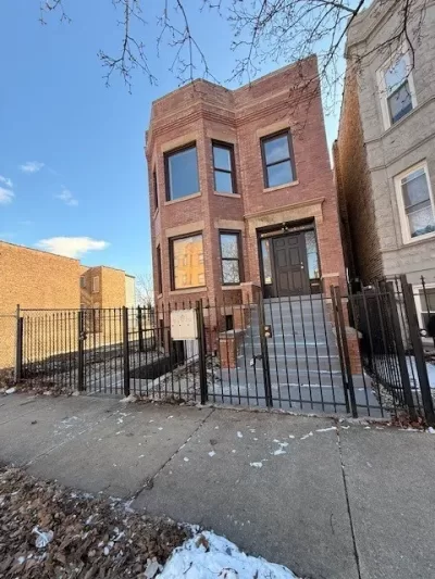 4BR Apartment for Rent in Chicago, IL