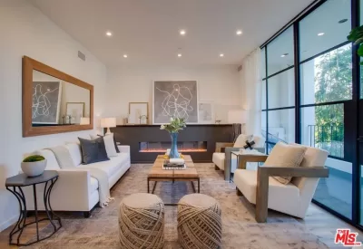 4BR Townhouse for Rent in Los Angeles, CA