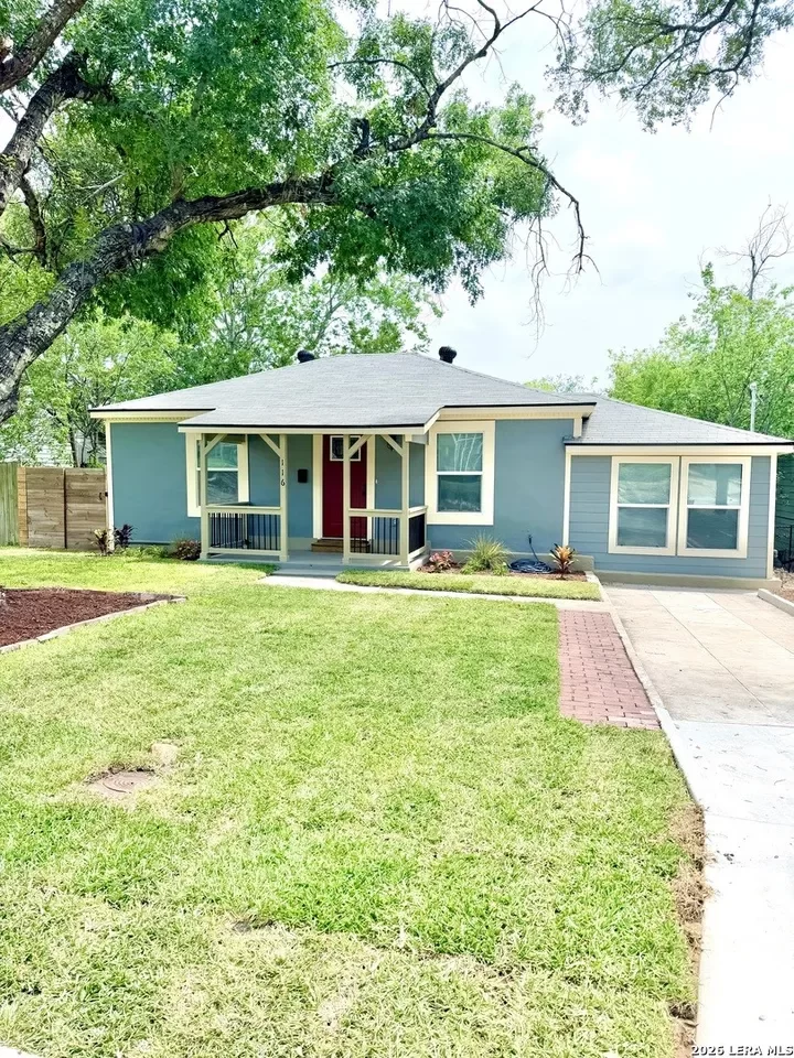 4BR House for Sale in San Antonio, TX