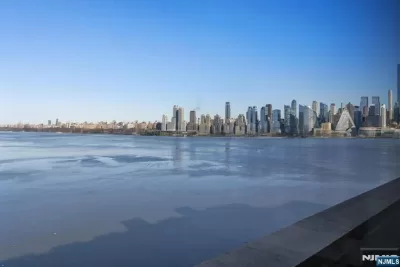1BR Condo for Sale in Weehawken, NJ