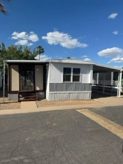 2BR Mobile Home for Sale in Glendale, AZ