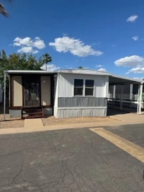 2BR Mobile Home for Sale in Glendale, AZ