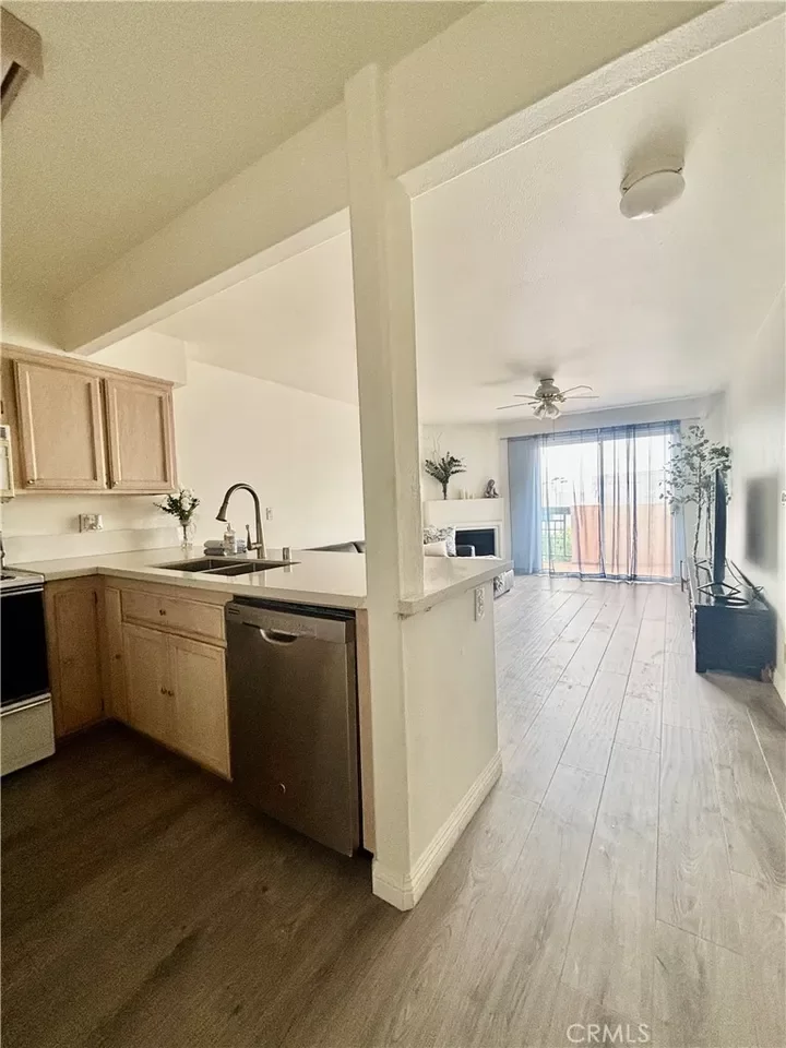 1BR Condo for Sale in Downey, CA