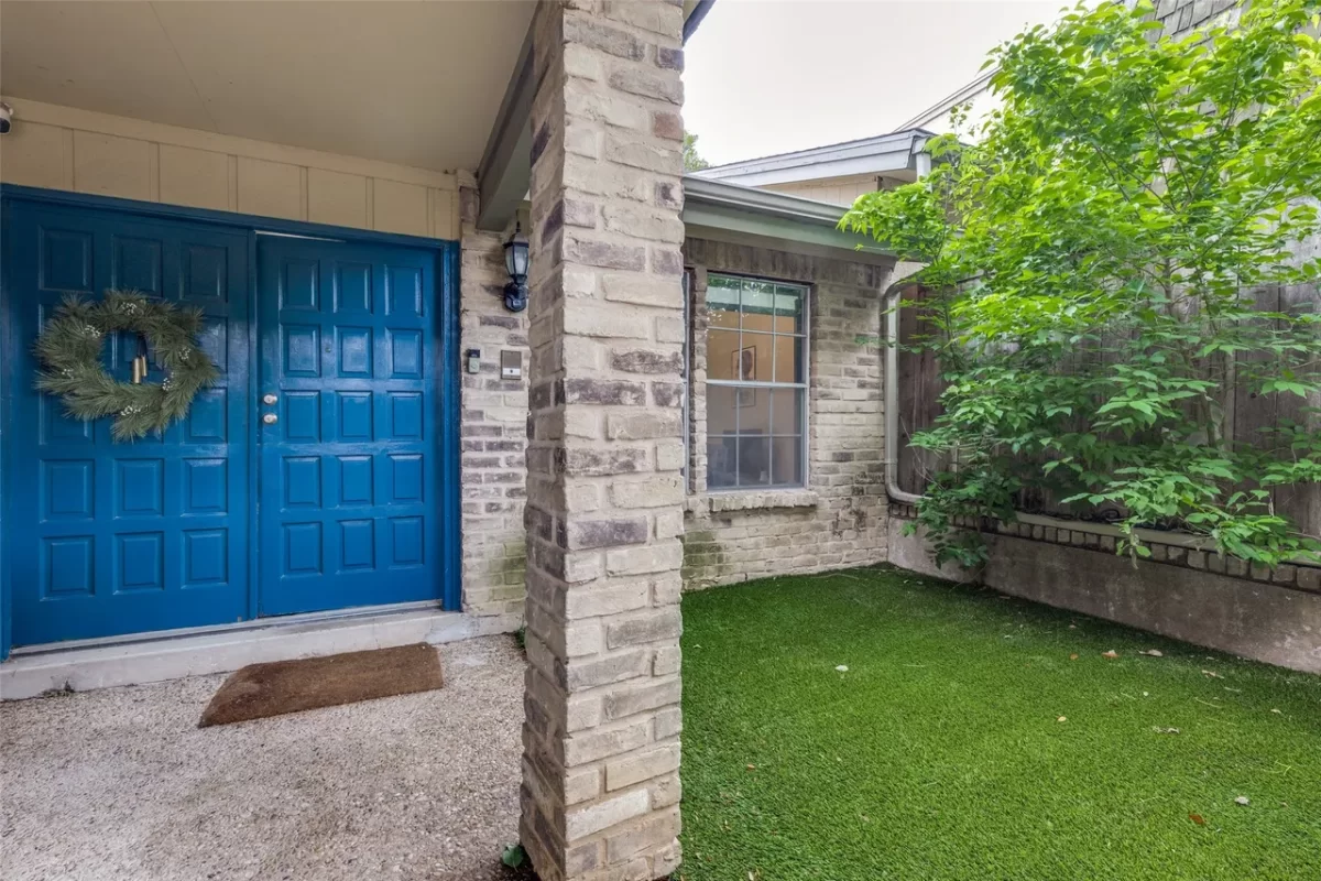 2BR Condo for Sale in Dallas, TX
