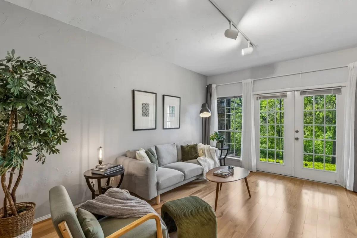 2BR Condo for Sale in Dallas, TX