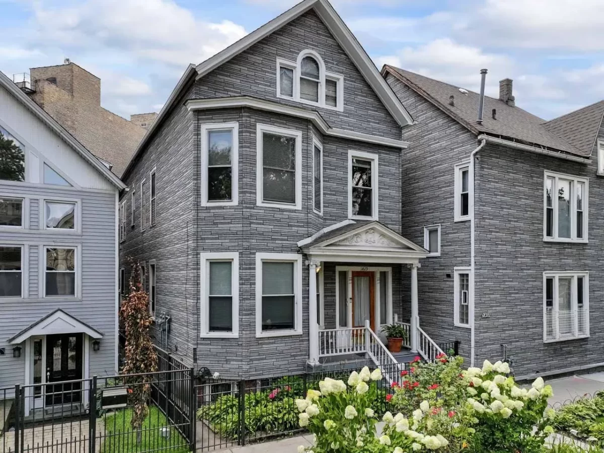 2BR House for Rent in Chicago, IL
