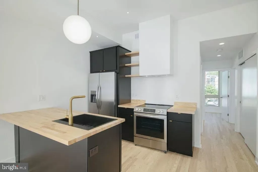2BR Apartment for Rent in Philadelphia, PA
