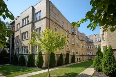 2BR Apartment for Rent in Chicago, IL