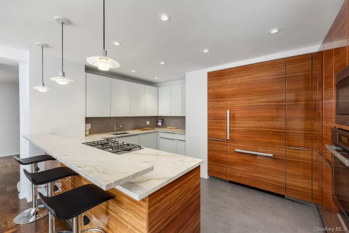 3BR Condo for Sale in New York, NY