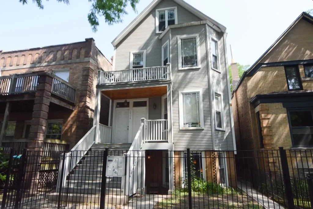 4BR Multi-Family for Rent in Chicago, IL