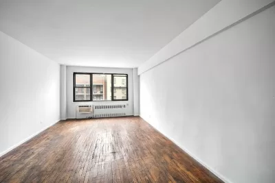 Condo for Sale in New York, NY
