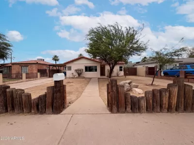 3BR House for Sale in Phoenix, AZ