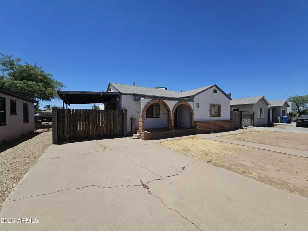 2BR House for Sale in Phoenix, AZ
