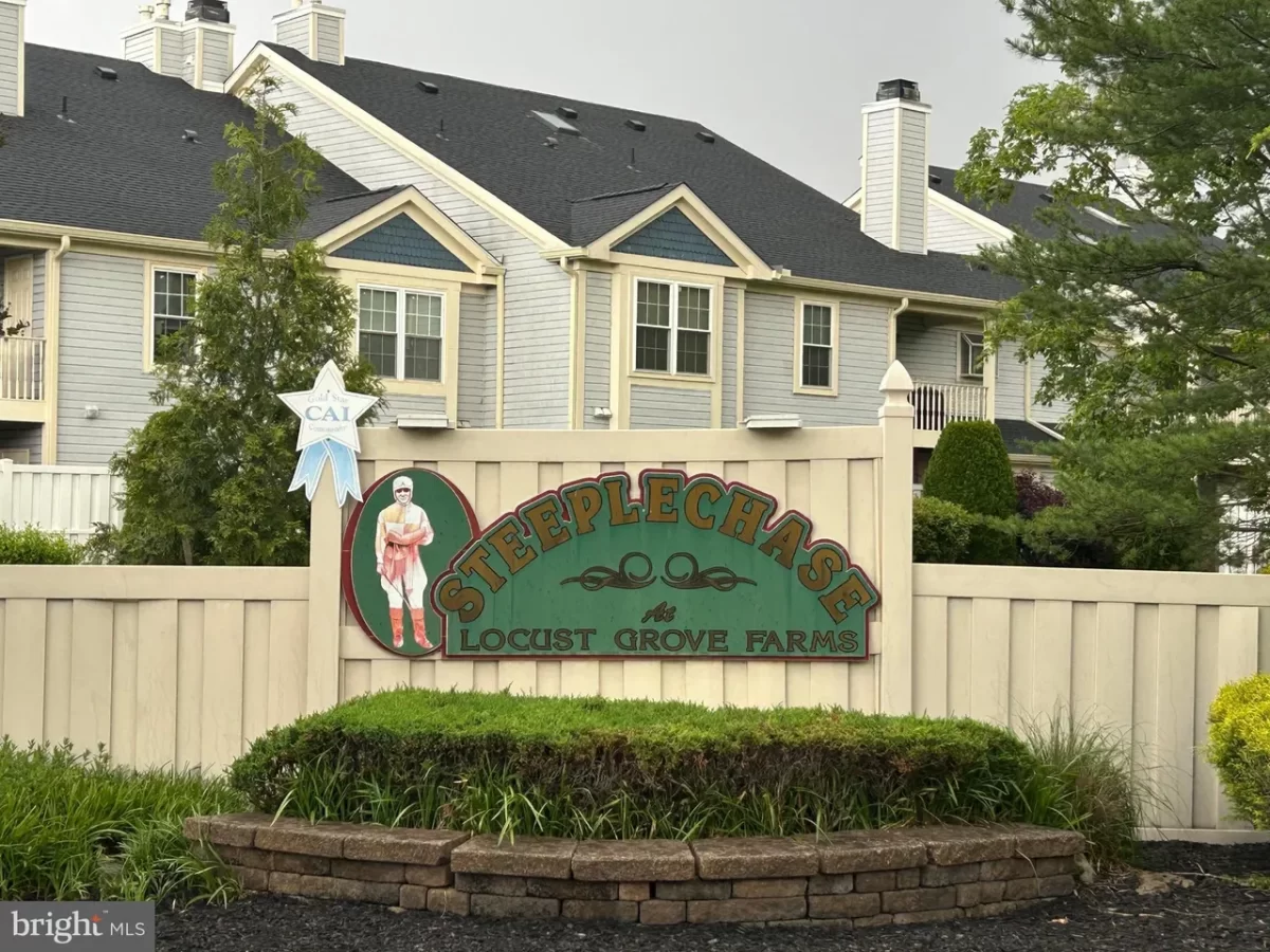 2BR Condo for Sale in Woodbury, NJ