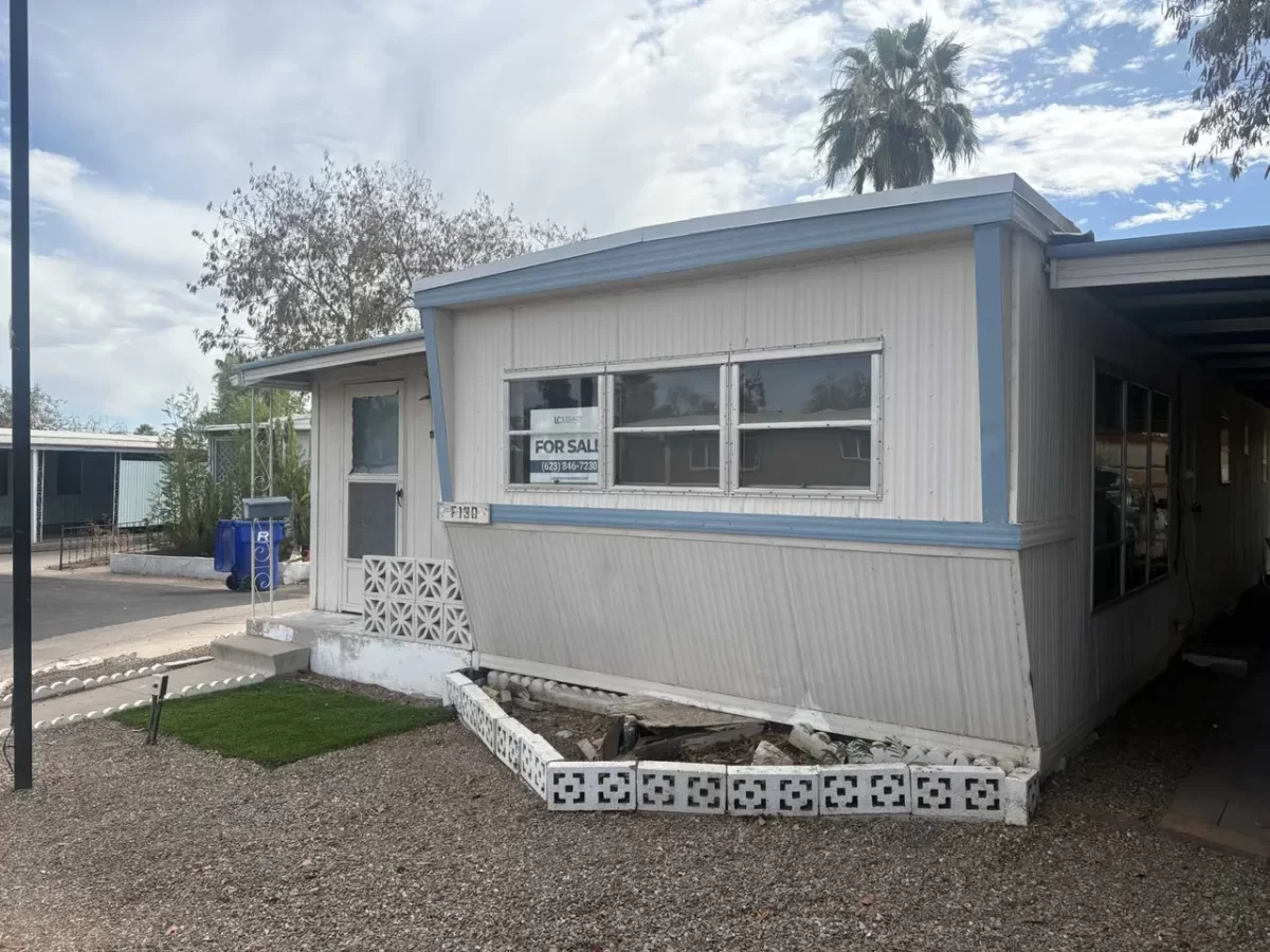 3BR Mobile Home for Sale in Phoenix, AZ