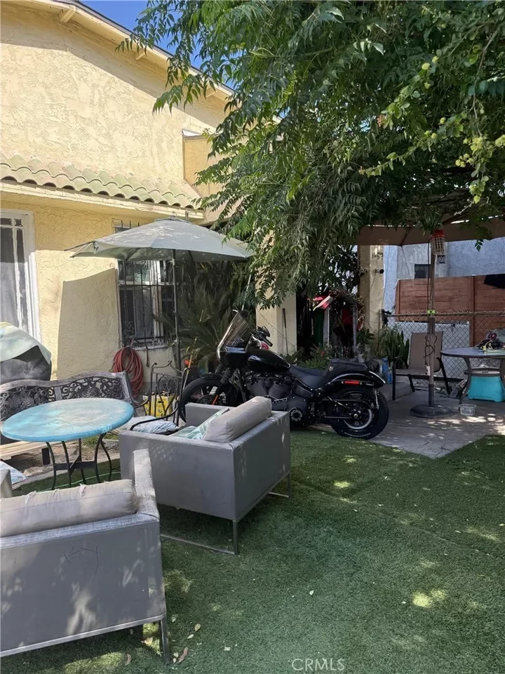 2BR Multi-Family for Sale in Los Angeles, CA