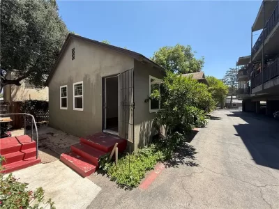 2BR House for Rent in Pasadena, CA