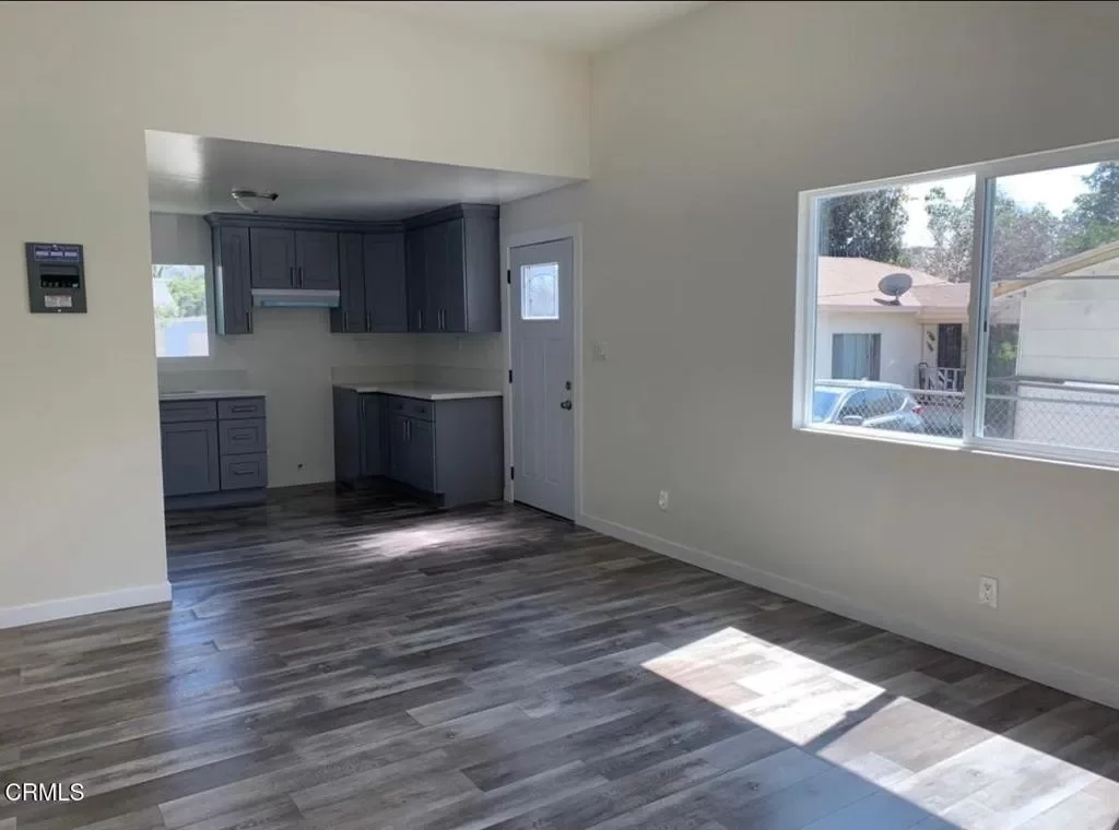2BR House for Rent in Los Angeles, CA