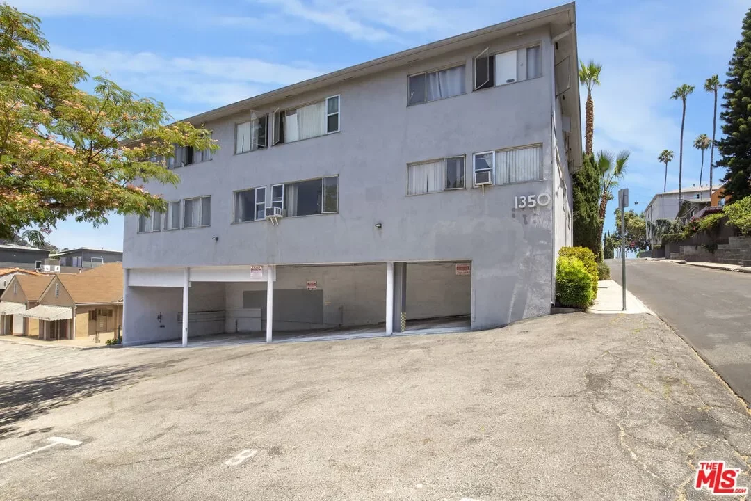 2BR Multi-Family for Sale in Los Angeles, CA
