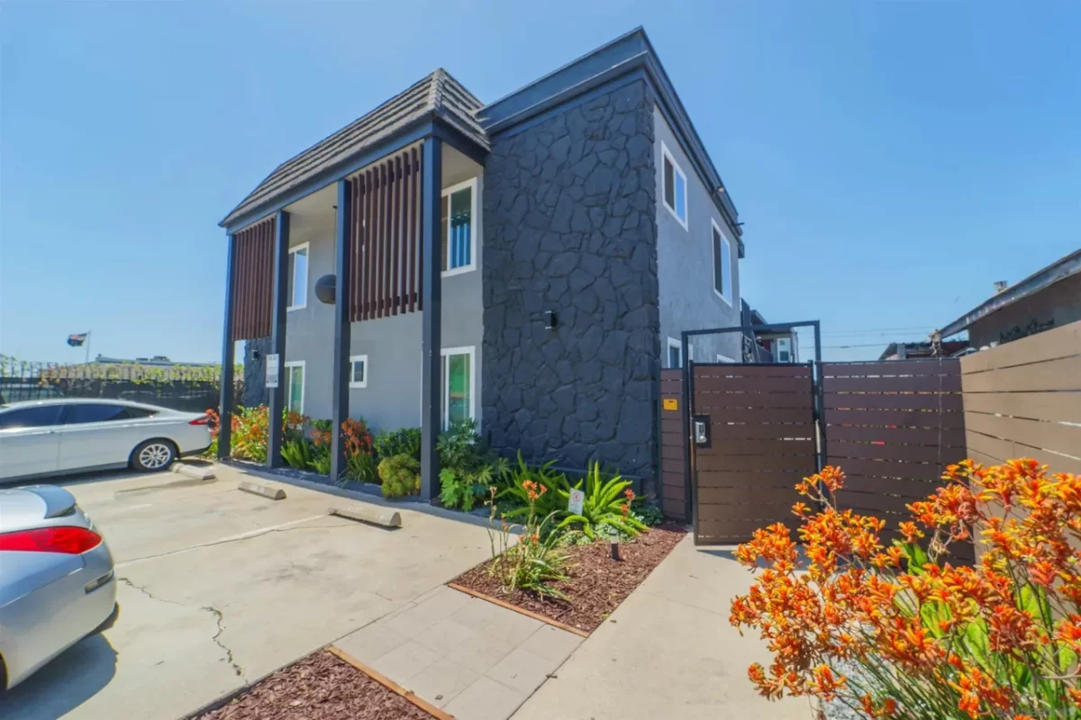 4BR Multi-Family for Sale in San Diego, CA