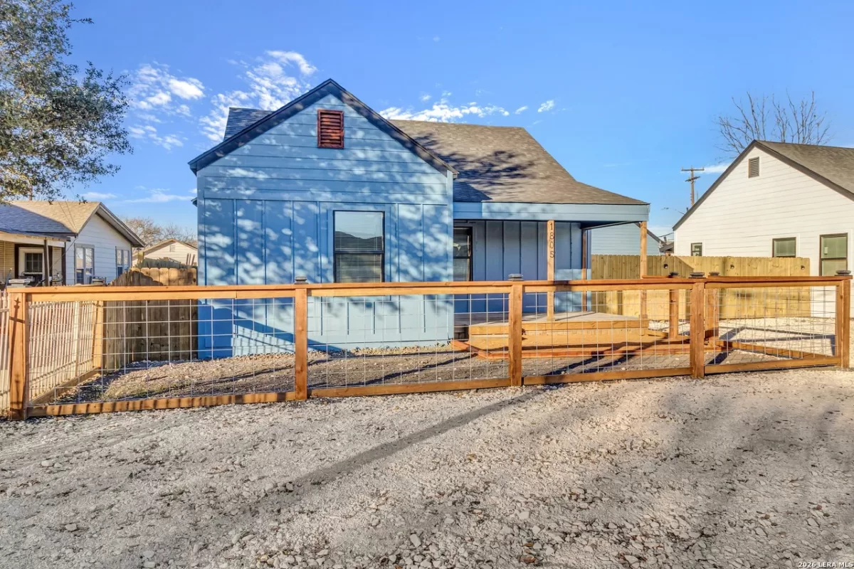 2BR House for Rent in San Antonio, TX