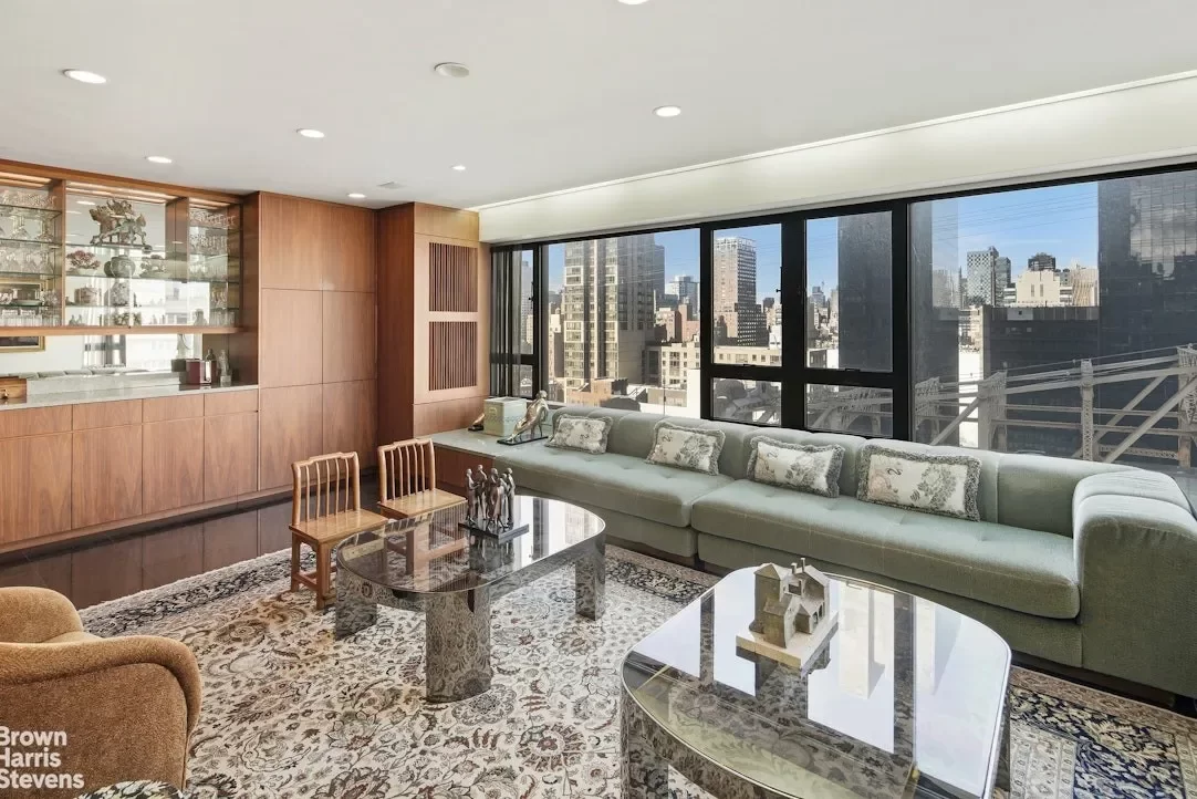 1BR Multi-Family for Sale in Manhattan, NY