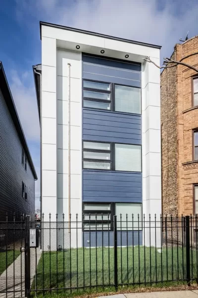 9BR Multi-Family for Sale in Chicago, IL