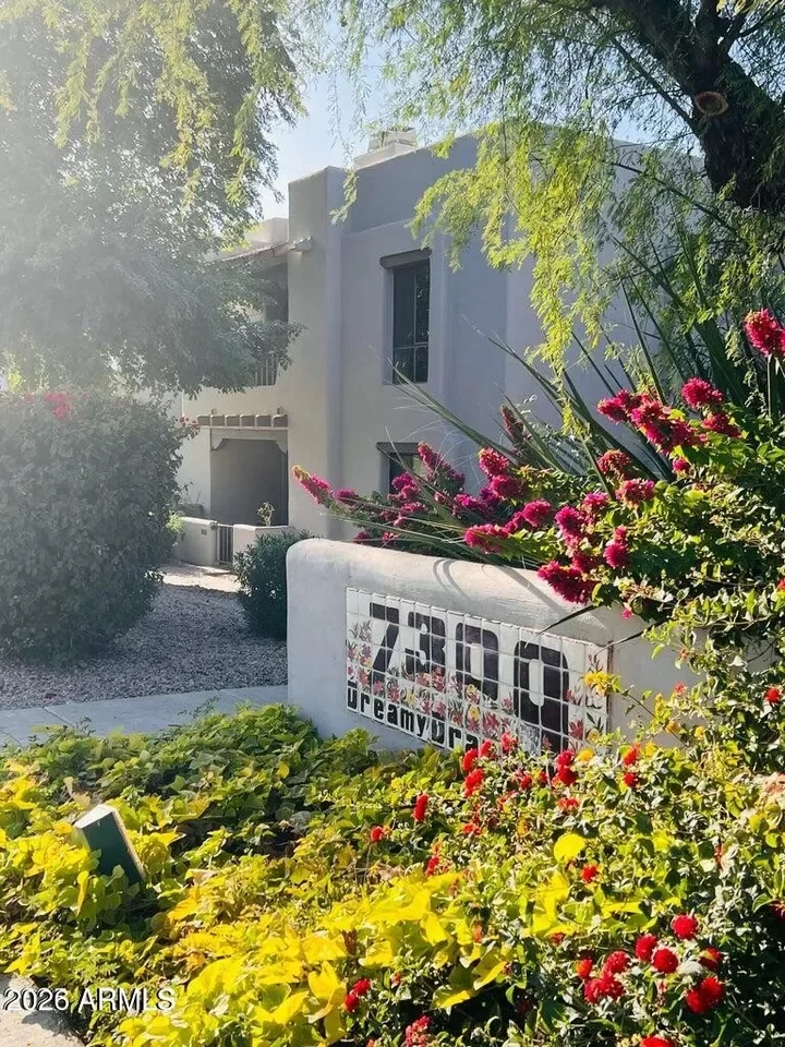 2BR Townhouse for Rent in Phoenix, AZ