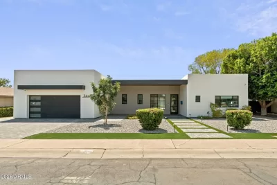 4BR House for Sale in Phoenix, AZ