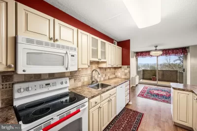 2BR Condo for Sale in Wynnewood, PA