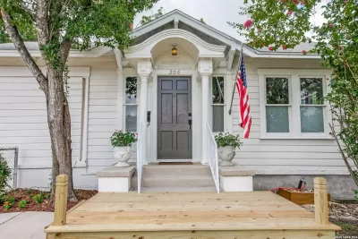 2BR House for Sale in San Antonio, TX