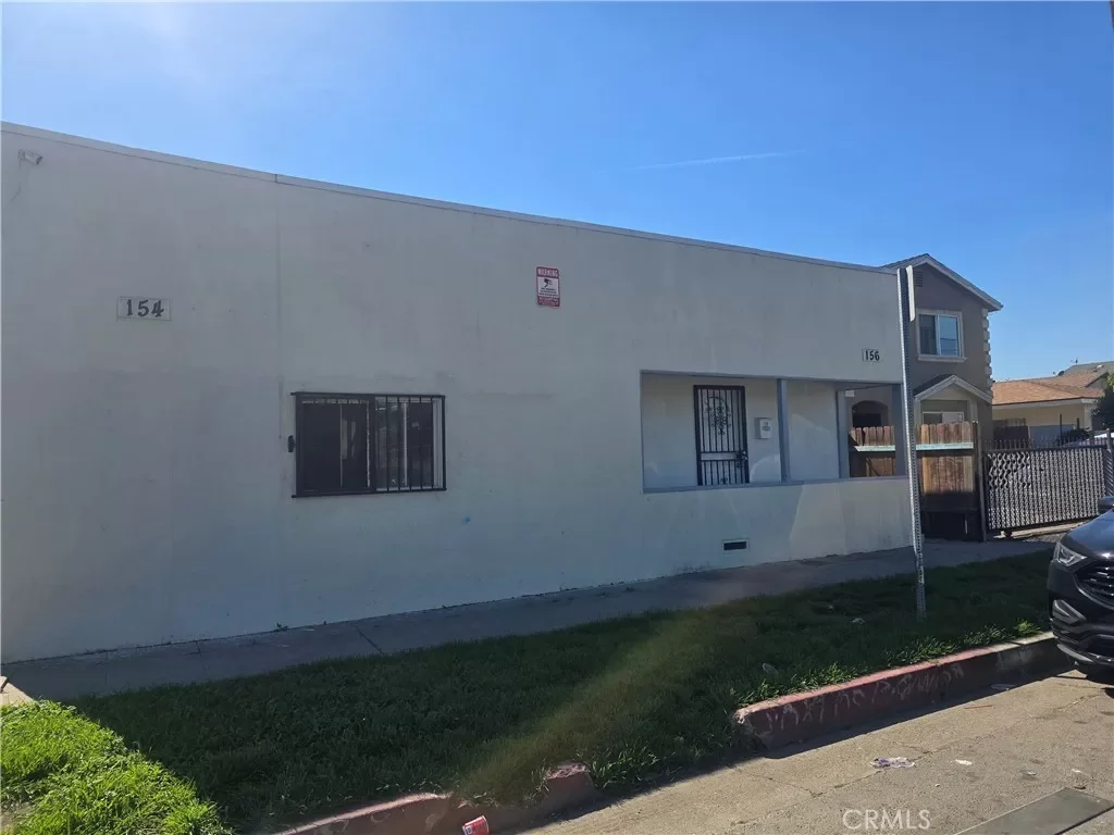 2BR House for Rent in Los Angeles, CA