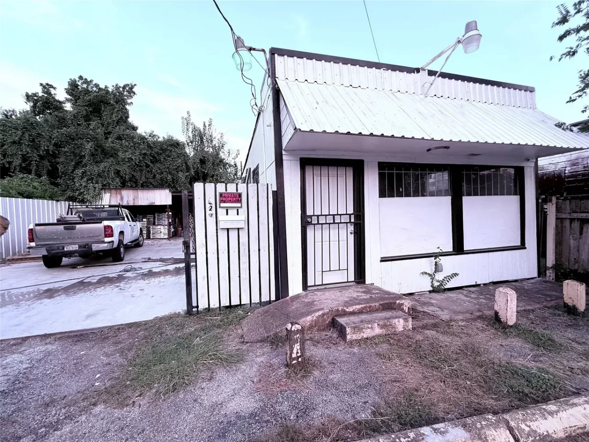 1BR House for Sale in Houston, TX