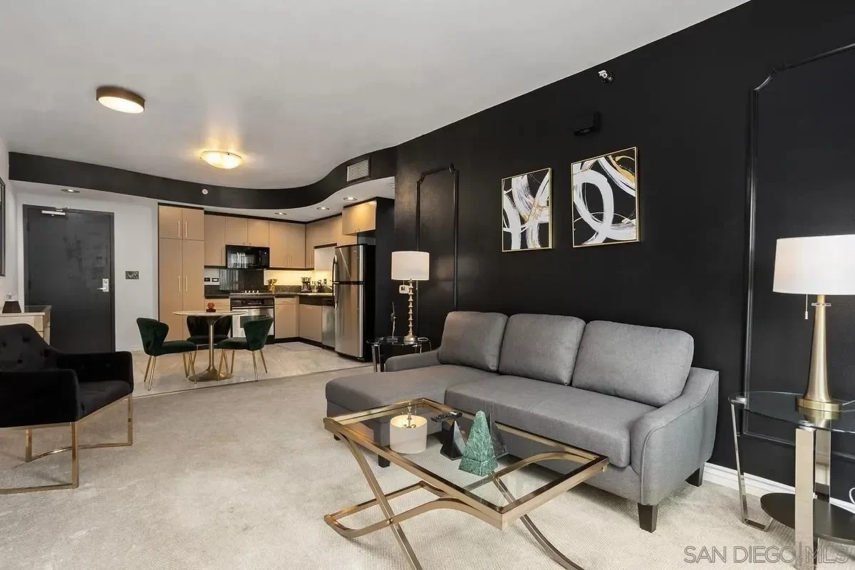 1BR Condo for Sale in San Diego, CA