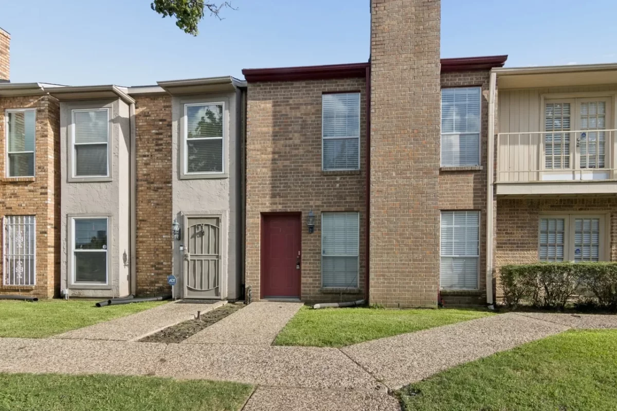 2BR Condo for Sale in Houston, TX