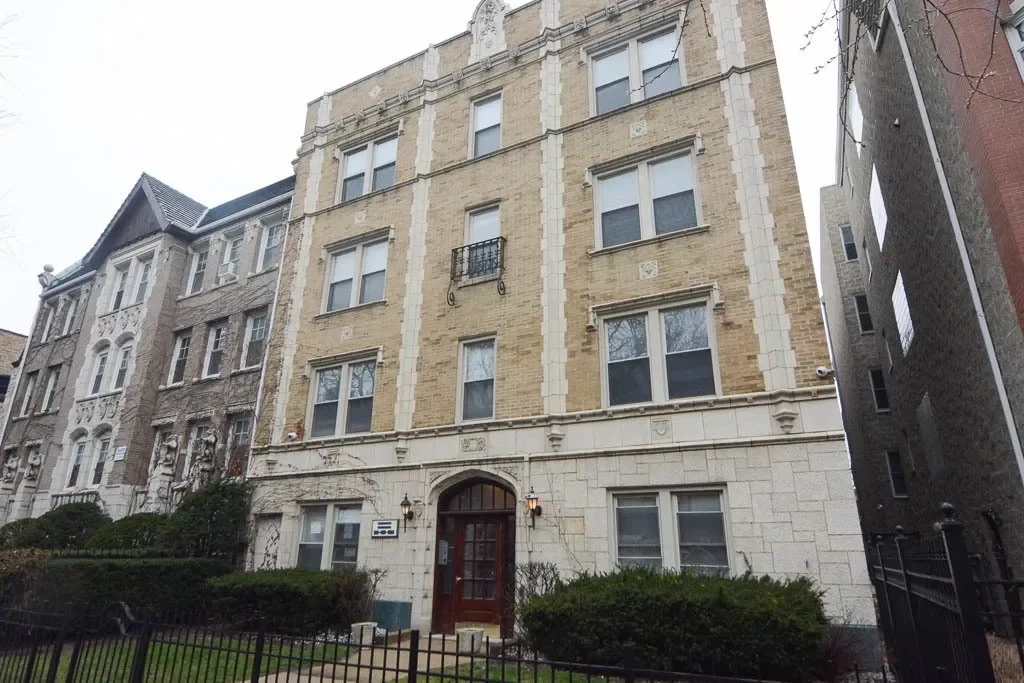 House for Rent in Chicago, IL