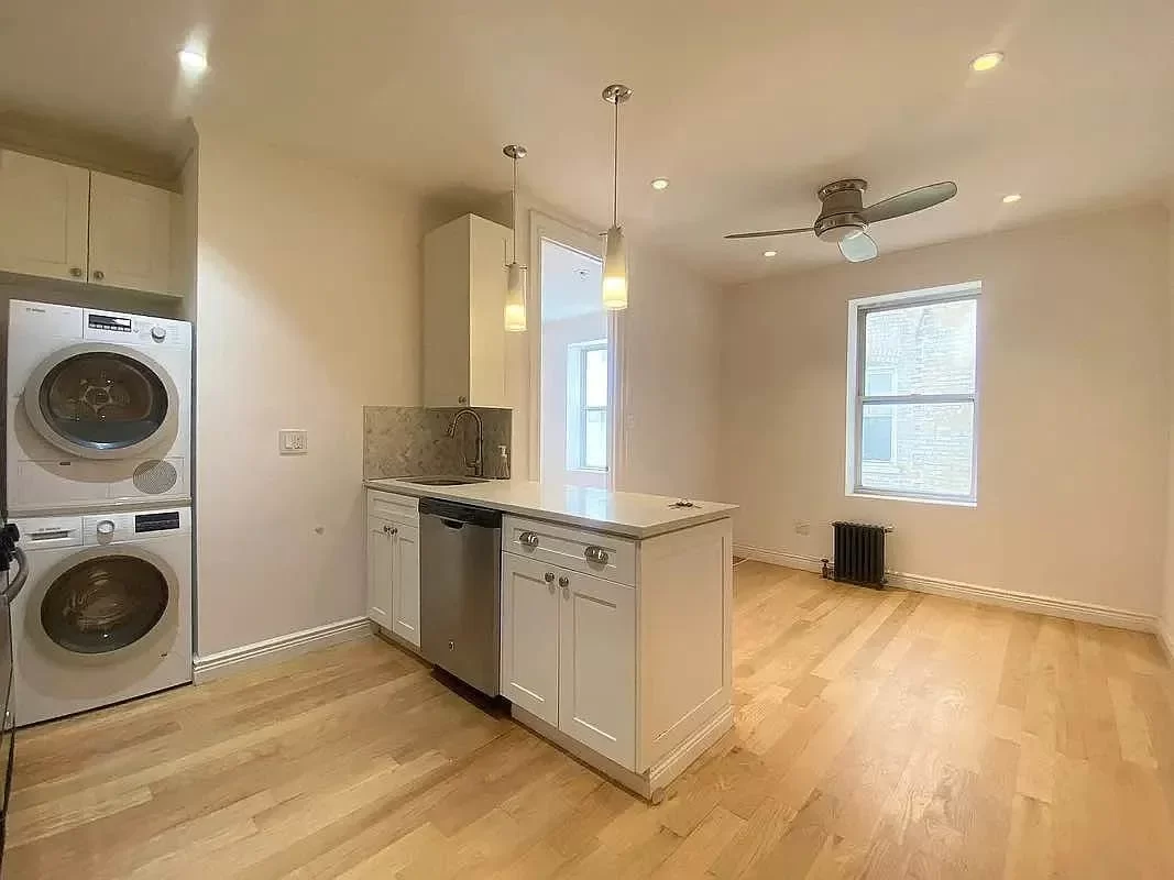 2BR House for Rent in Brooklyn, NY