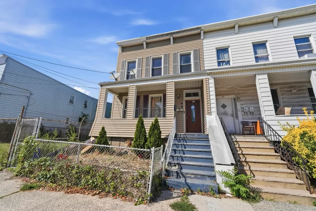 2BR Multi-Family for Rent in Bayonne, NJ