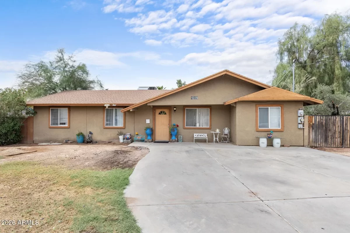 5BR House for Sale in Phoenix, AZ