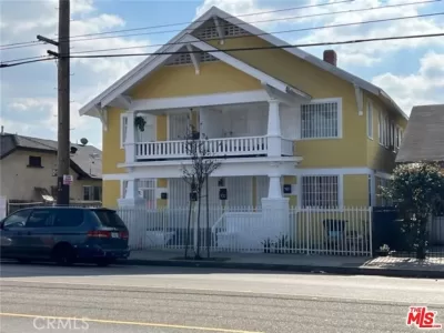 2BR Apartment for Rent in Los Angeles, CA