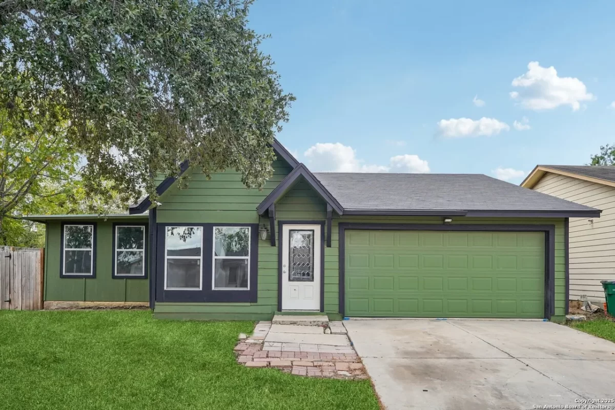 3BR House for Sale in San Antonio, TX