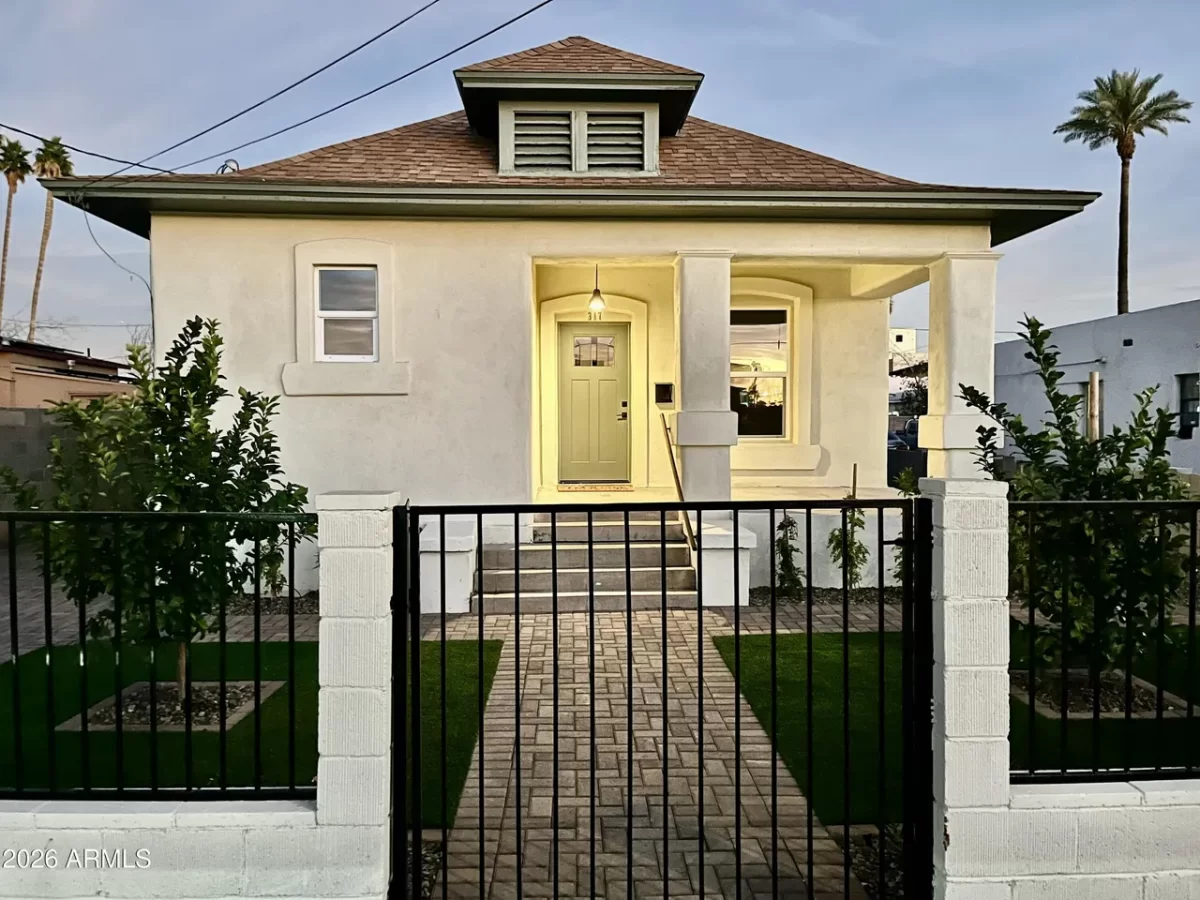 3BR House for Sale in Phoenix, AZ