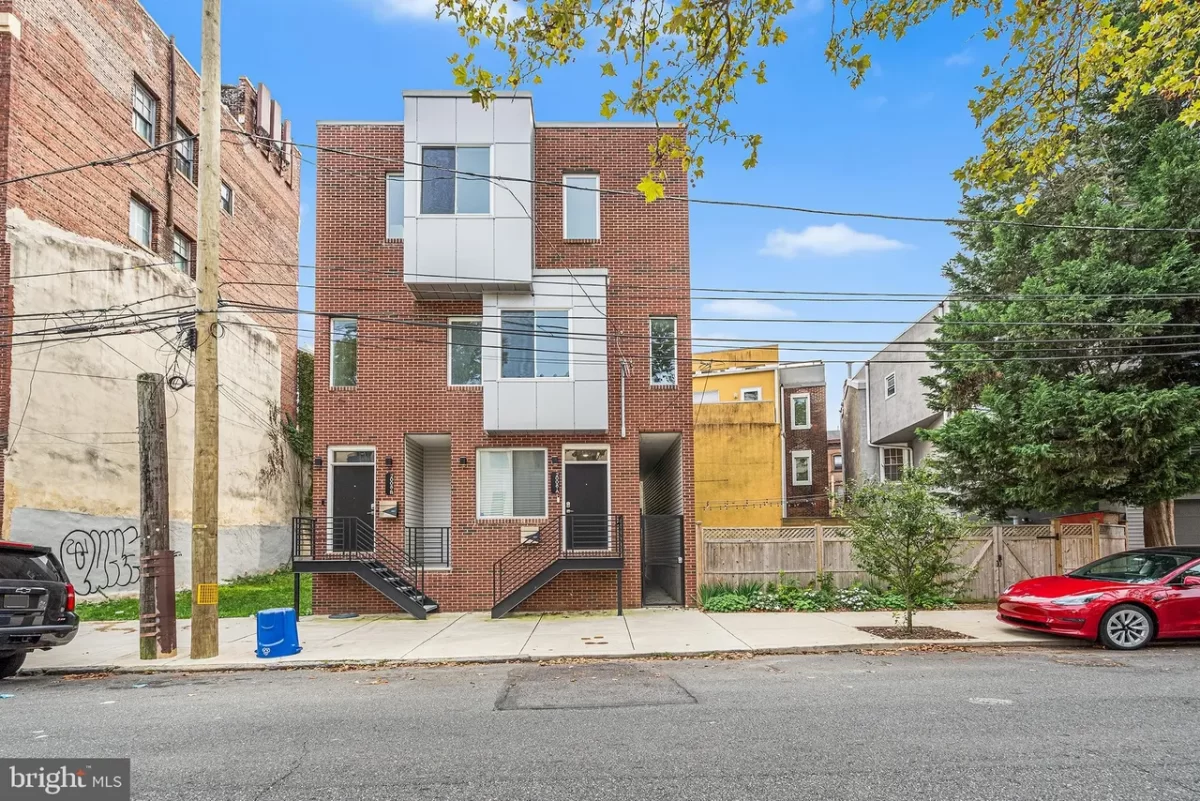 2BR Condo for Sale in Philadelphia, PA