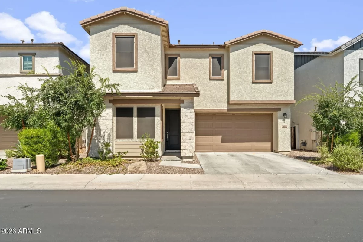 5BR House for Sale in Phoenix, AZ