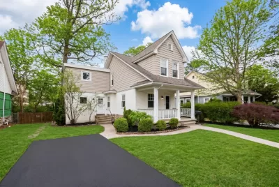 4BR House for Sale in Narberth, PA